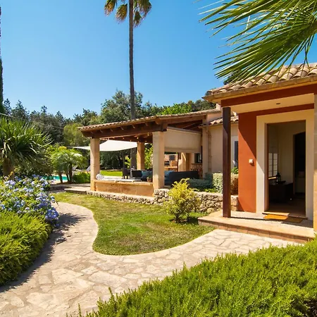 Llenyater By Mainvillas Less Than 1km From The Center Of Villa *