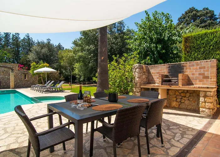 Llenyater By Mainvillas Less Than 1km From The Center Of