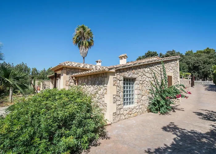 Llenyater By Mainvillas Less Than 1km From The Center Of Villa