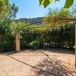 别墅 Llenyater By Mainvillas Less Than 1km From The Center Of 波连斯萨