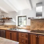 Llenyater By Mainvillas Less Than 1km From The Center Of 波连斯萨