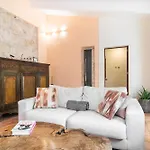 别墅 Llenyater By Mainvillas Less Than 1km From The Center Of *