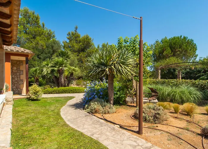 Llenyater By Mainvillas Less Than 1km From The Center Of Villa