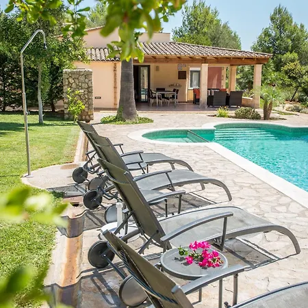 וילה Llenyater By Mainvillas Less Than 1km From The Center Of פוינסה