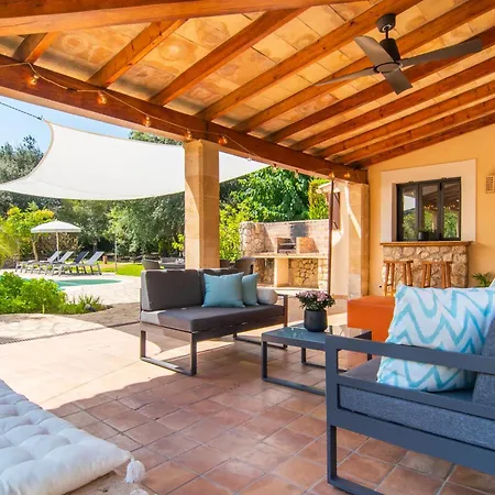 וילה Llenyater By Mainvillas Less Than 1km From The Center Of *