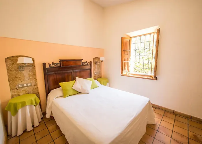 Villa Llenyater By Mainvillas Less Than 1km From The Center Of *