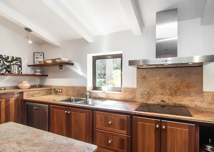 Llenyater By Mainvillas Less Than 1km From The Center Of Pollensa